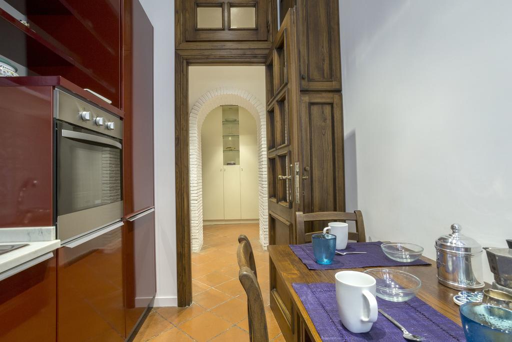 Gianicolo'S Hill Suite Apartment Рим Экстерьер фото